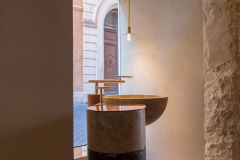 B3-BV762_AESOPI_1000V_20180921135759